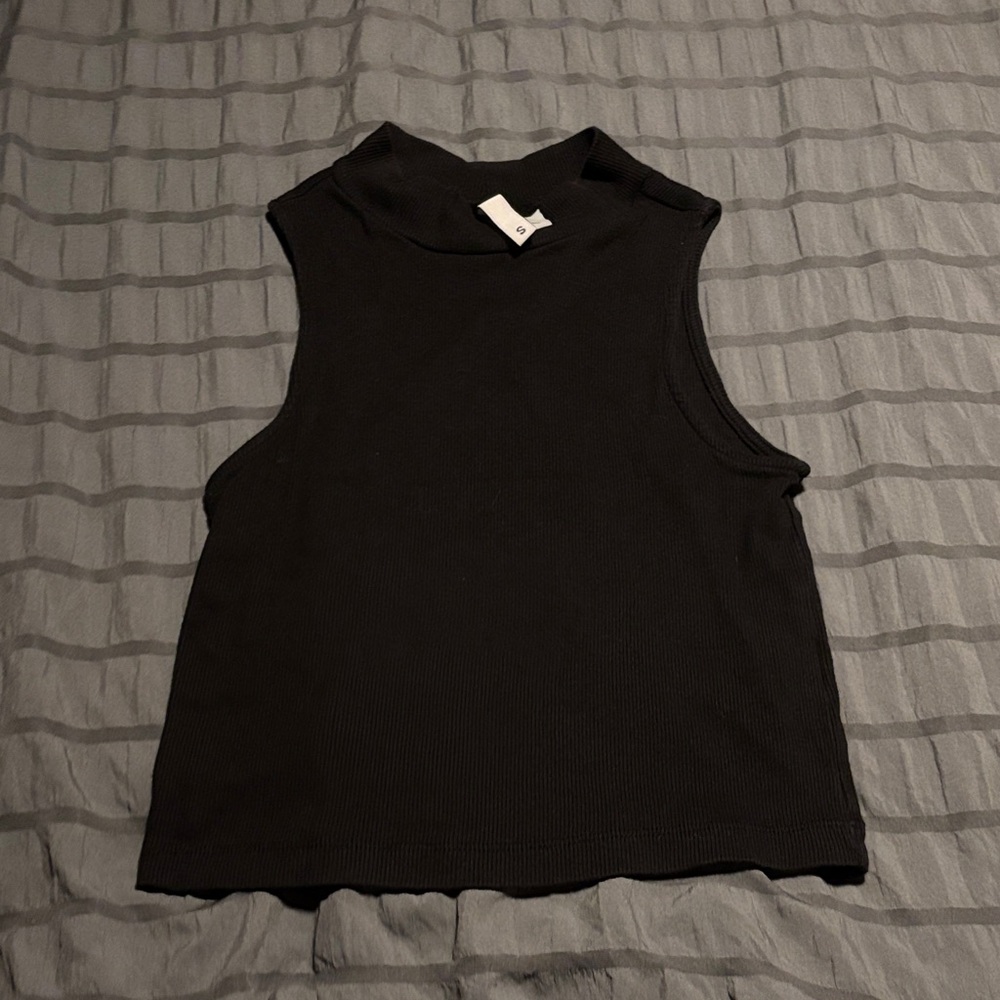 Divided Black Sleeveless Ribbed Mock Neck Crop Top